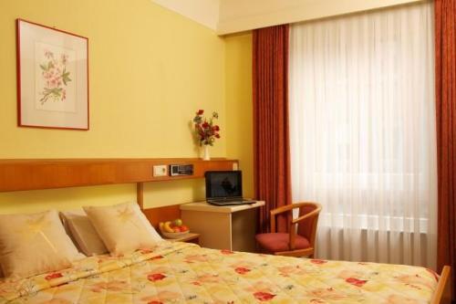 Hotel Zurich Luxemburgo Habitación foto